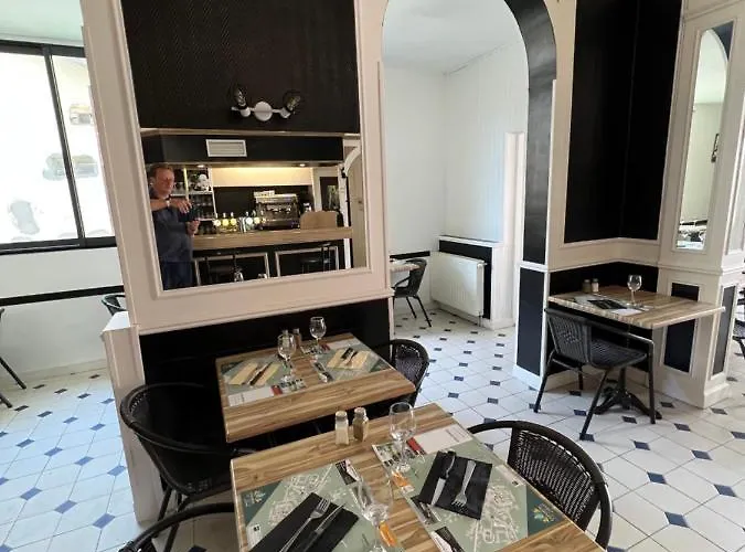 Aramis Aparthotel Cazaubon