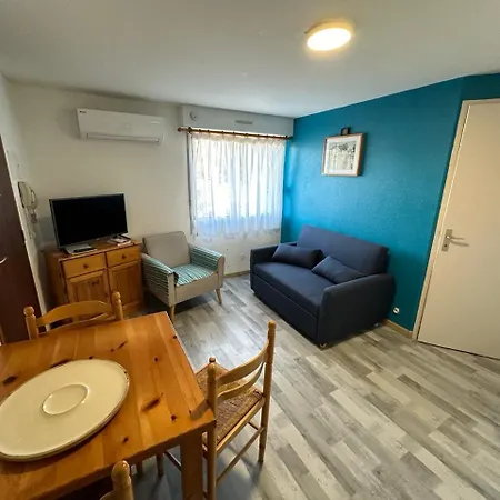 Apart-hotel Aramis