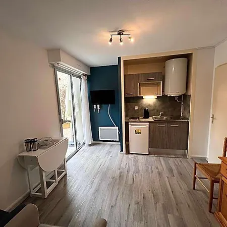Aramis Apart-hotel